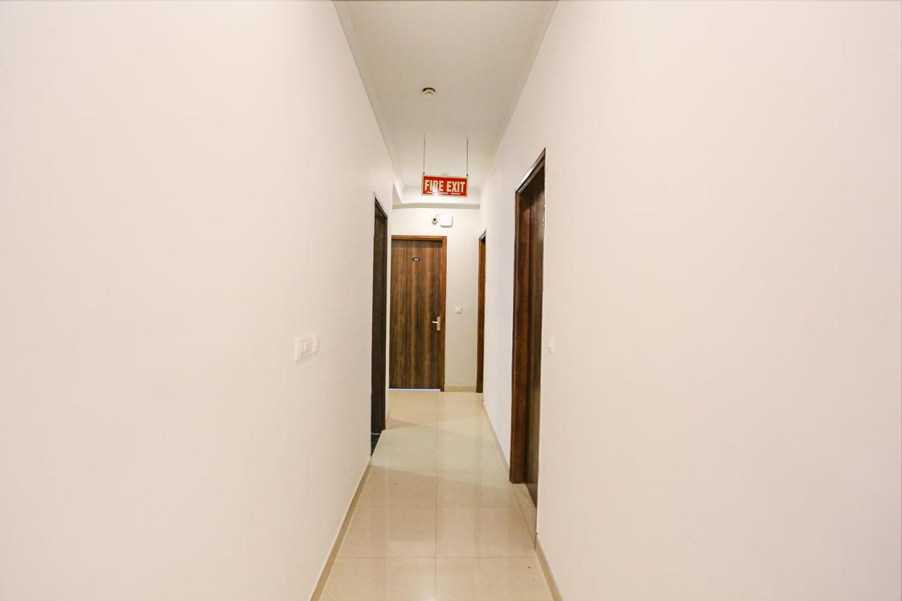Fabhotel Novel Suites - Nr Yashobhoomi Convention Centre New Delhi Exterior photo