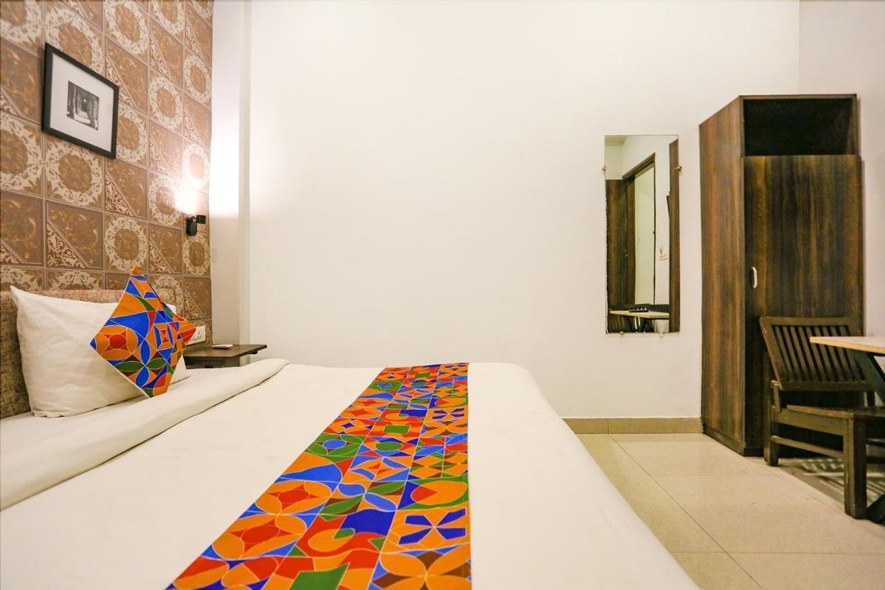 Fabhotel Novel Suites - Nr Yashobhoomi Convention Centre New Delhi Exterior photo
